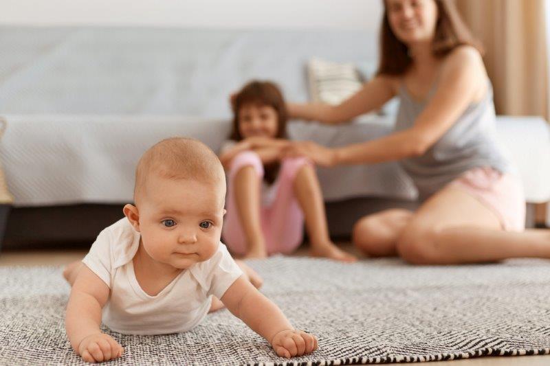 The World from a Baby's Eye View: Exploring the Importance of Knee Pads for Crawling Babies